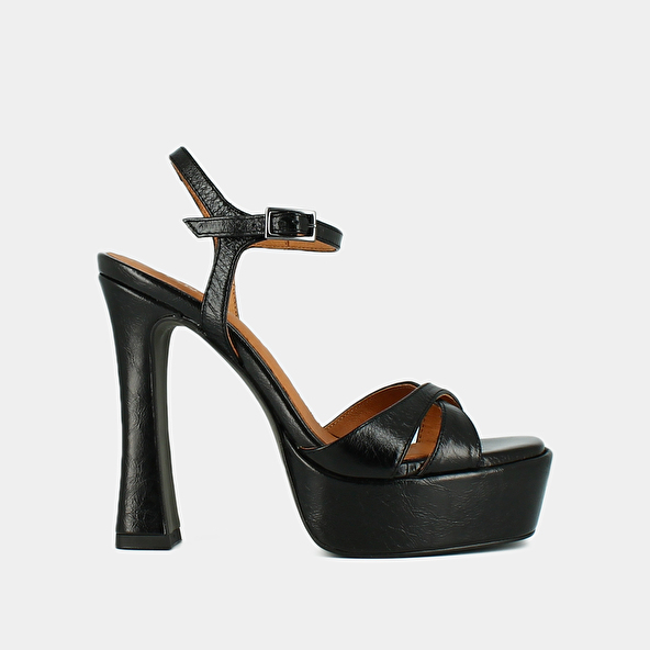 OPEN TOE AND PLATFORM SANDALS