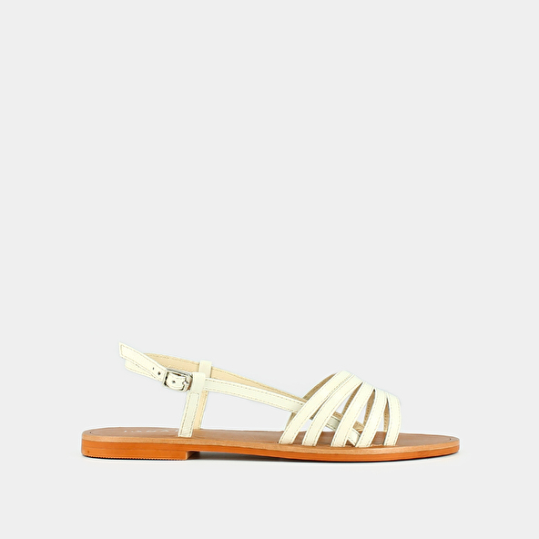 STRAPPY SANDALS WITH OPEN TOE