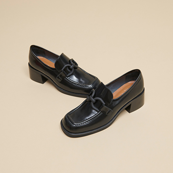 LOAFERS WITH HEELS