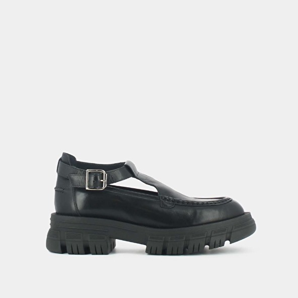 BABIES WITH NOTCHED SOLES