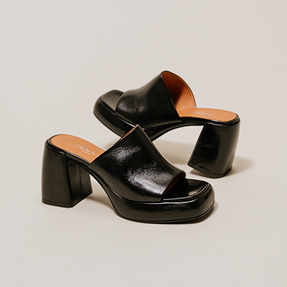 PLATFORM MULES