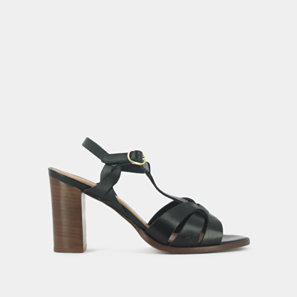 HEELED SANDALS WITH STRAPS