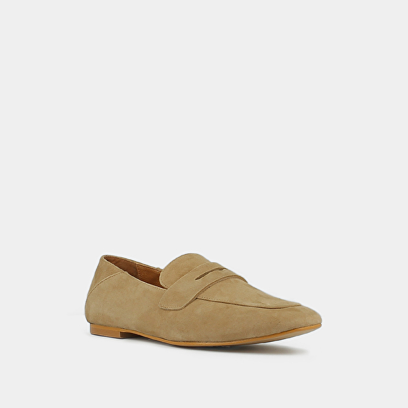 LOAFERS