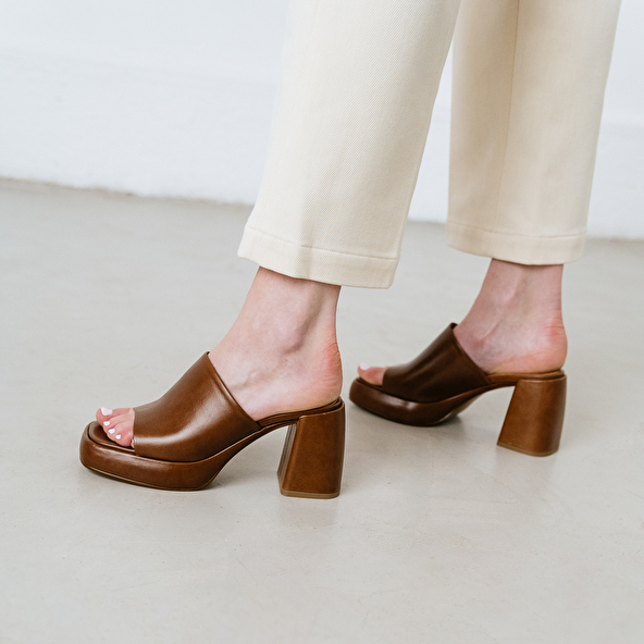 PLATFORM MULES