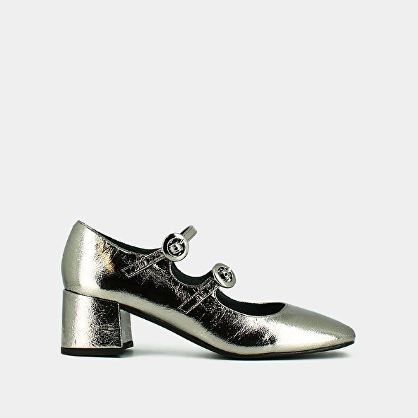 BABIES WITH DOUBLE STRAPS AND ROUNDED TOES