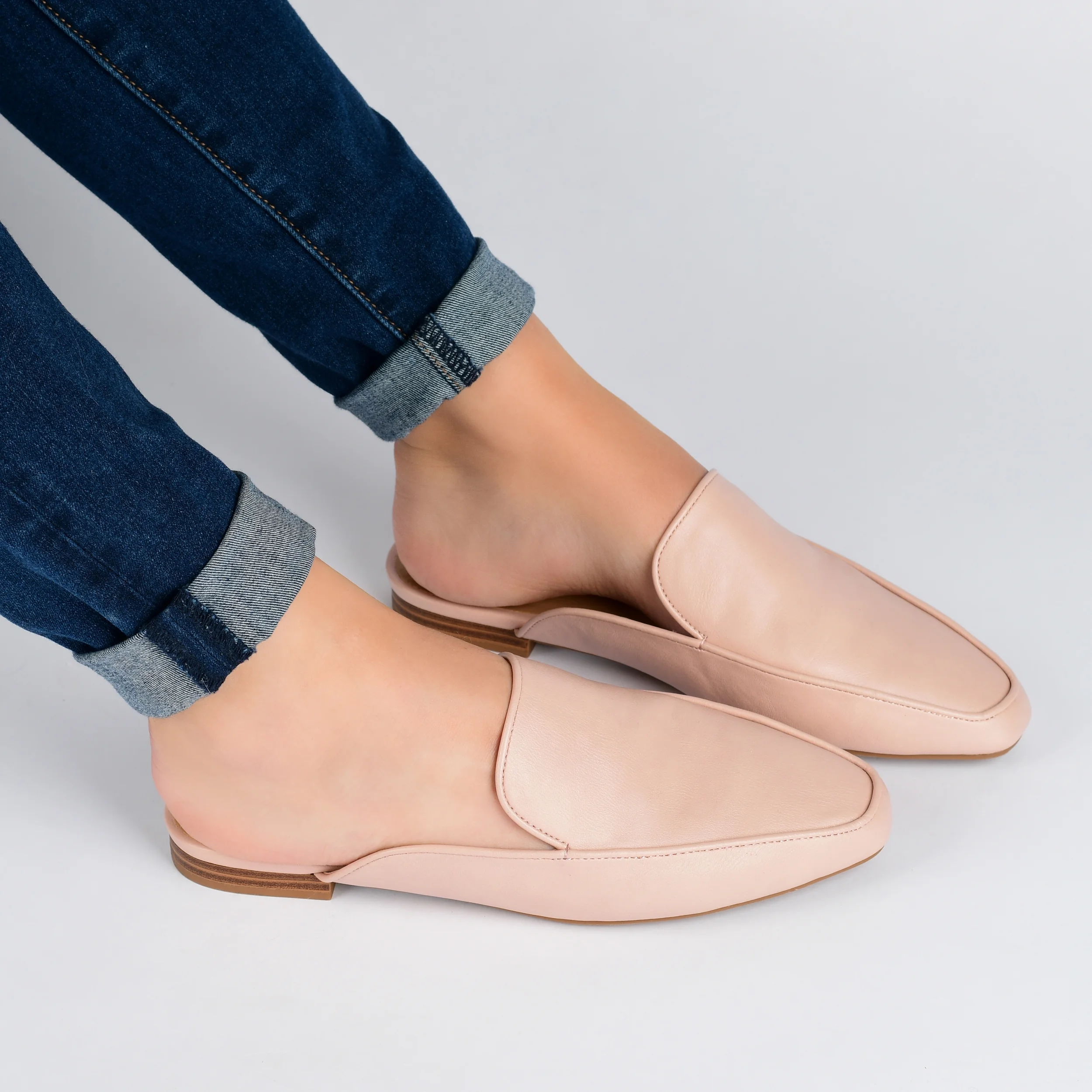 Journee Collection Womens Akza Slip On Square Toe Mules Flats