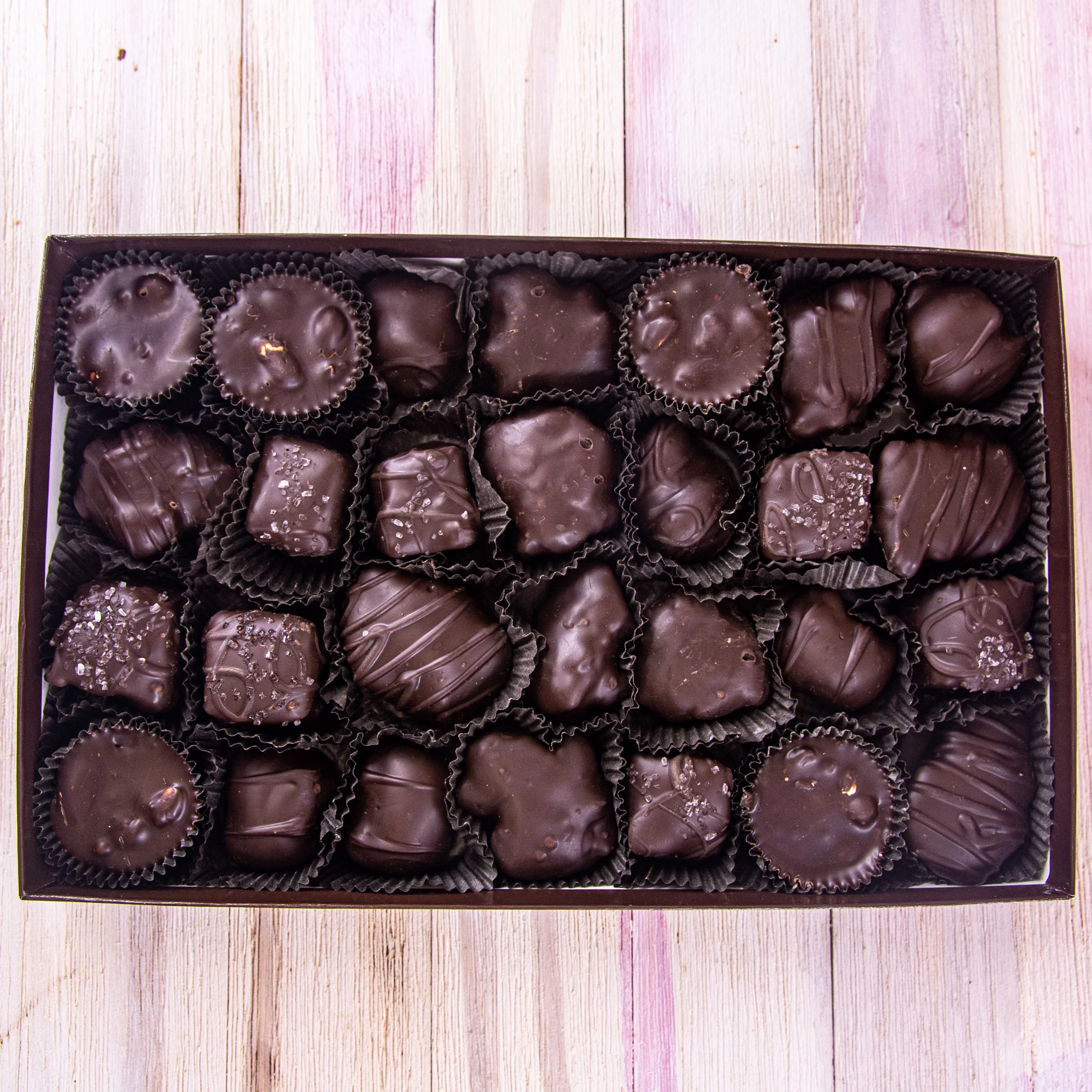 Wockenfuss Candies Nut Assortment - Dark - 1lb