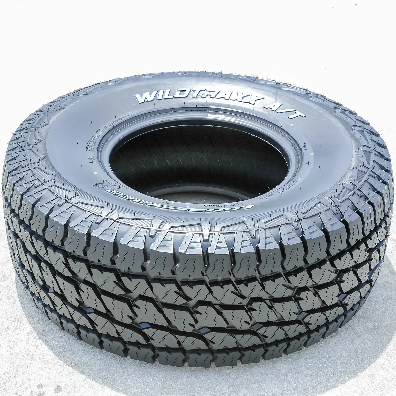 Landspider Wildtraxx A/T 265/70R16 112T AT All Terrain Tire