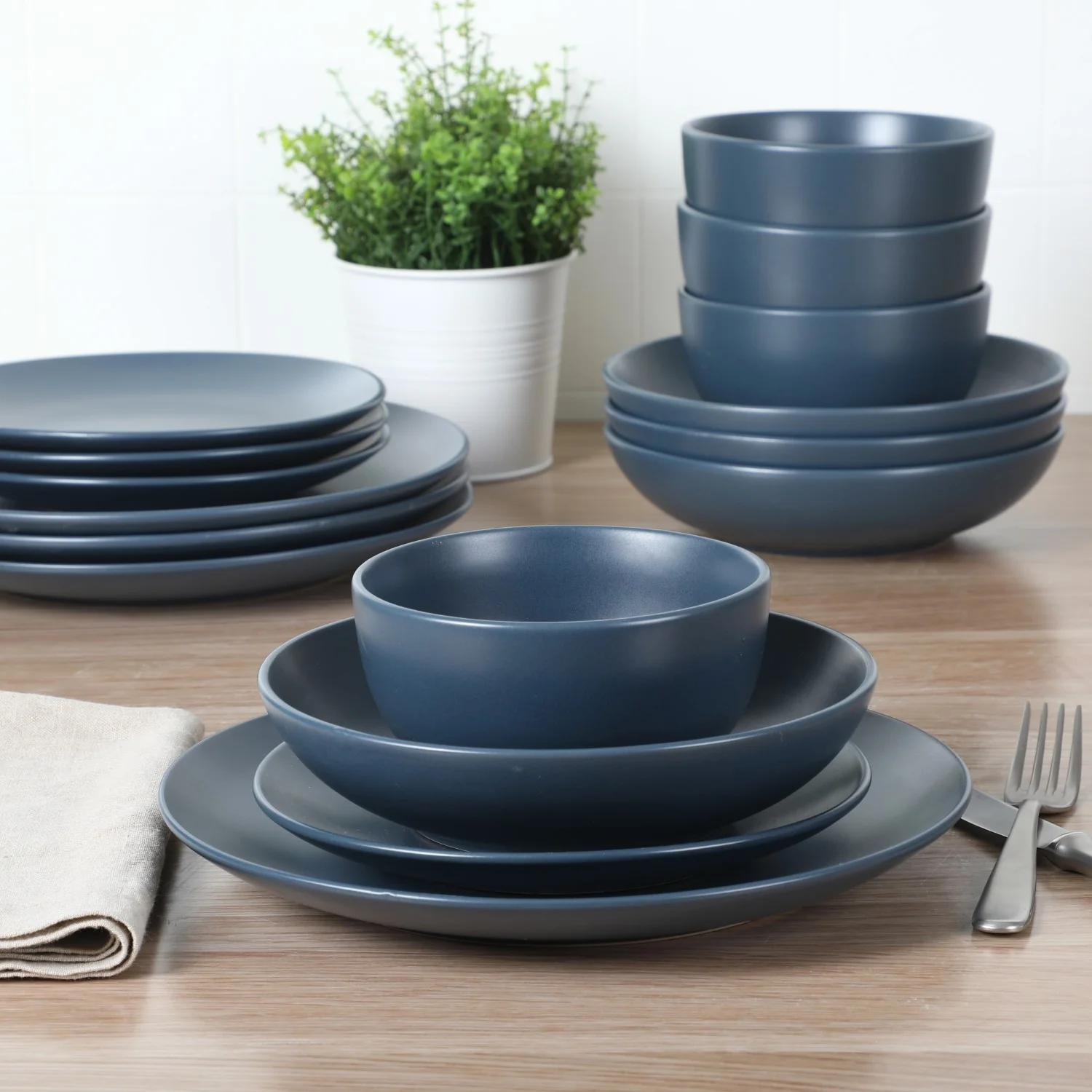 Gibson Home Queenslane 16 Piece Double Bowl Plates and Bowls Dinnerware Sets - Matte Blue