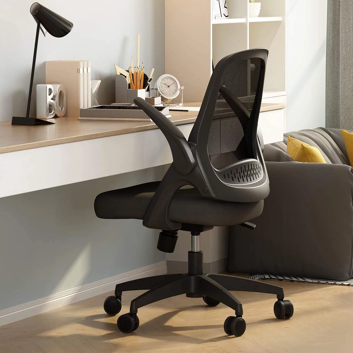 Hbada Office Task Desk Chair Swivel Home Comfort Chairs with Flip up Arms and Adjustable Height Black