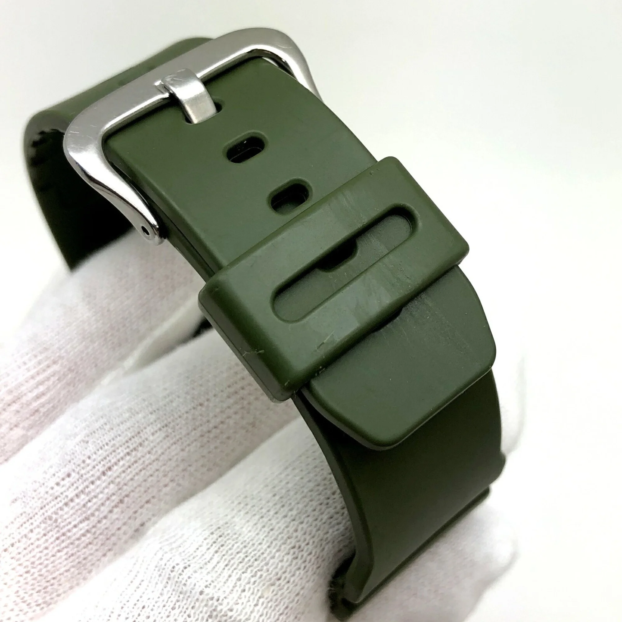 Pre-Owned CASIO Casio G-SHOCK Watch GM-5600B-3 Metal Cover Rubber Square Face Digital Quartz Khaki Green Black Men's ITWHOGO3GV8W (Fair)