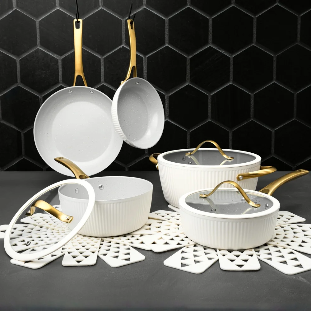 Thyme & Table 12-Piece Ceramic Non-Stick Ribbed Cookware Set, White & Gold