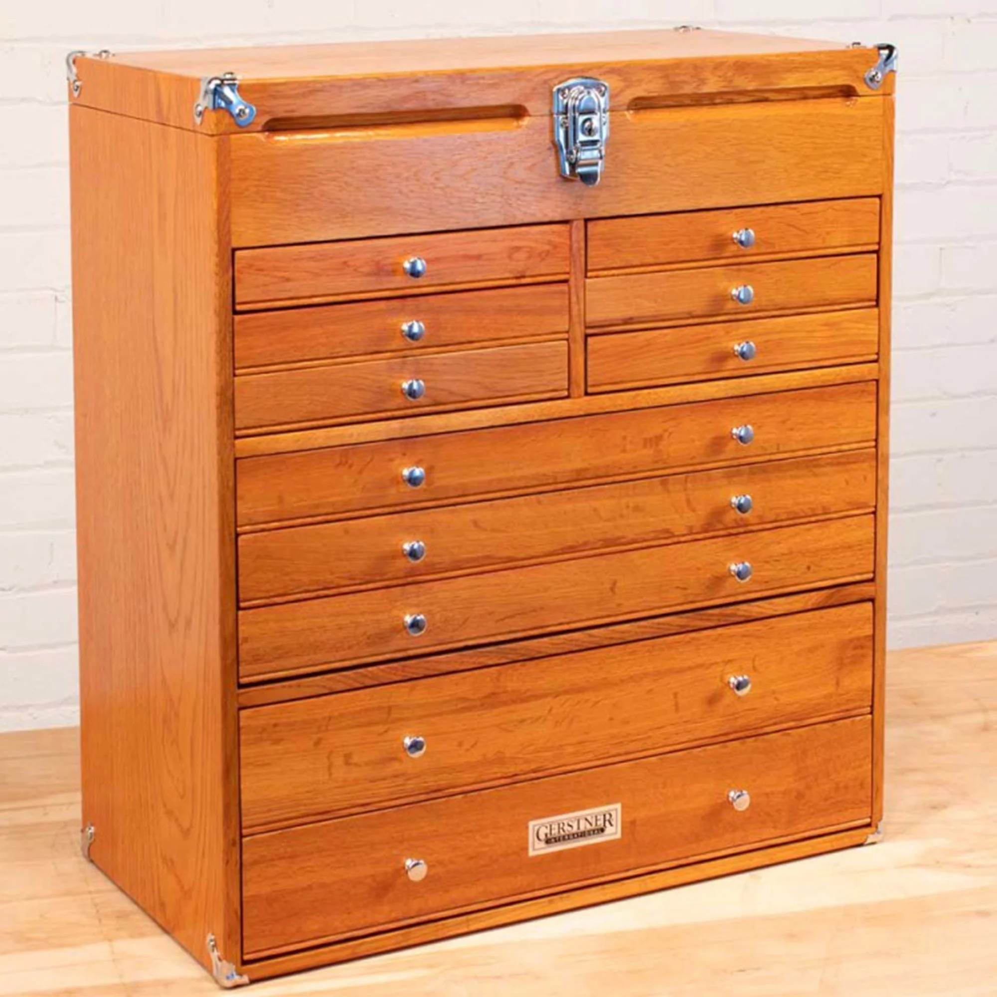 Gerstner International Hardwood 11 Drawer Top Chest w/ Locking Lid, Red Oak