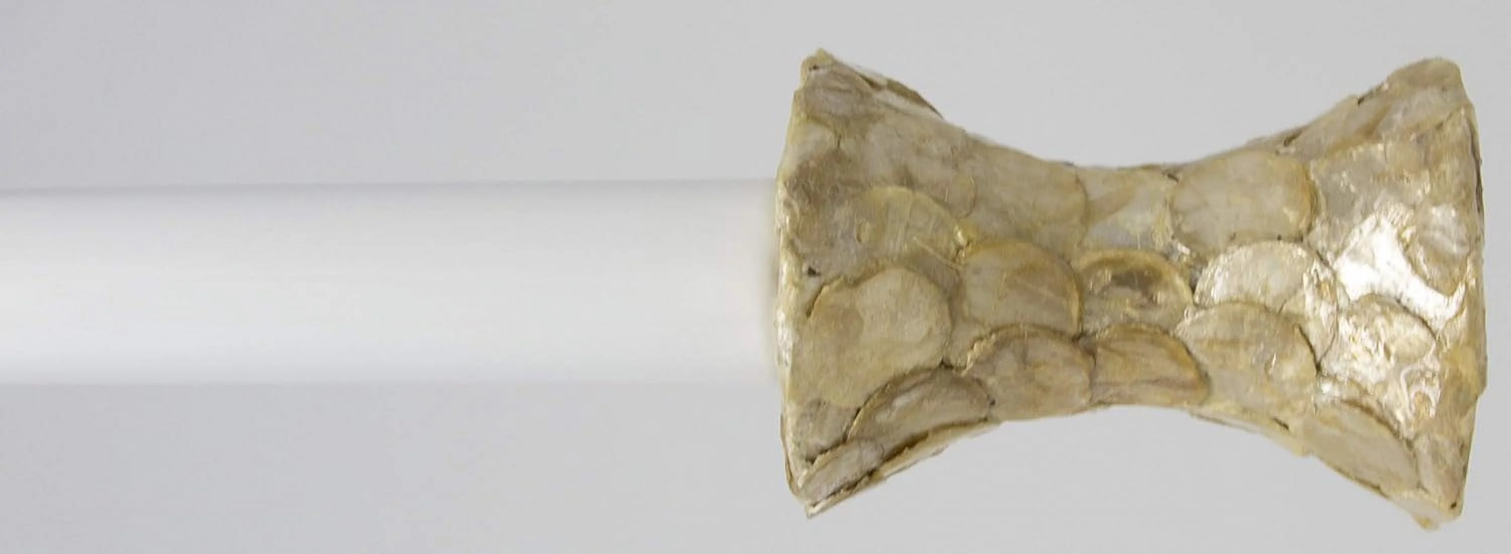 Capiz Shell Hourglass Curtain Drapery Rod, 1-Inch Diameter, Glossy White, 84-Inch To 120-Inch