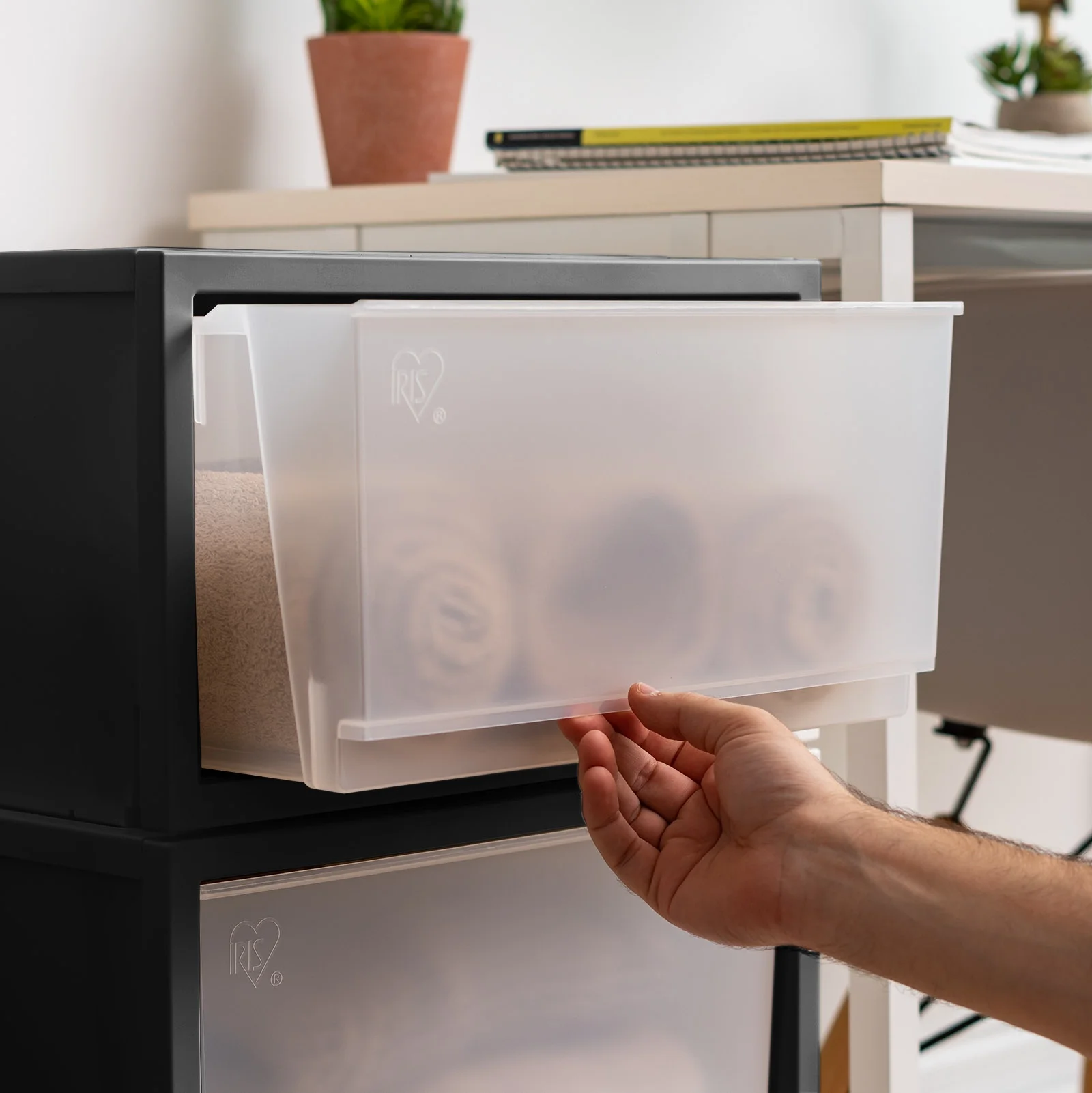 IRIS USA 34 Qt. Medium Stackable Storage Drawer Plastic Drawer Organizer with Clear Doors, for Pantry Bedroom Closet Kitchen Under-Sink, Black, 3-Pack