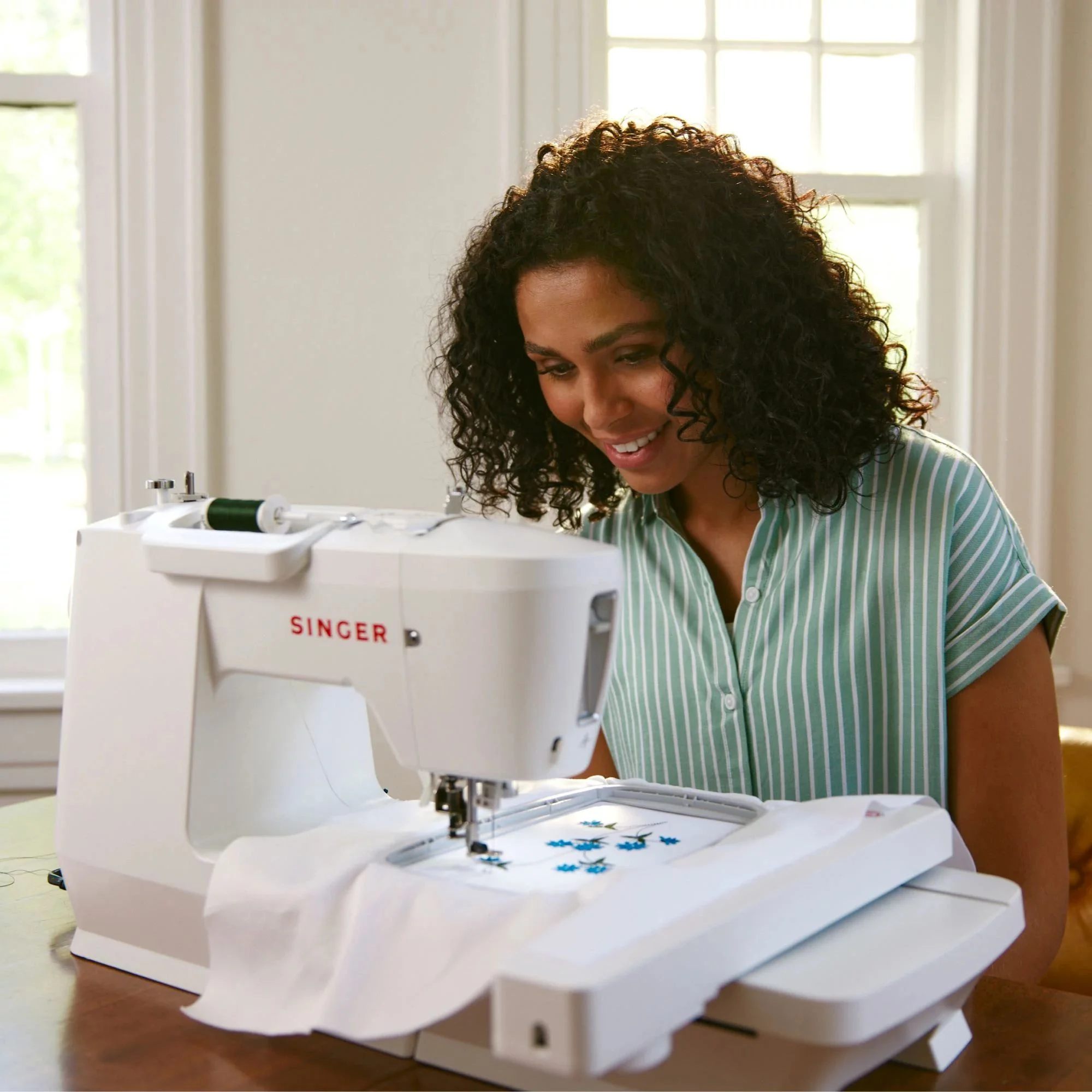 Singer SE9180 Computerized Sewing and Embroidery Machine with Exclusive Bonus Bundle