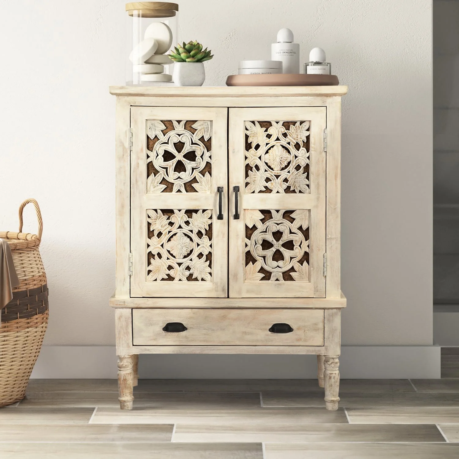 Farmhouse Style Lattice Carved 32