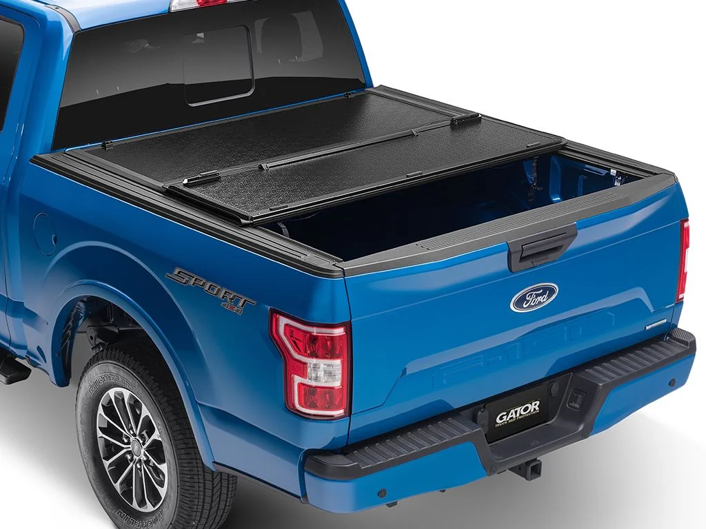 Gator by RealTruck EFX Hard Tri-Fold Truck Bed Tonneau Cover | GC34010 | Compatible with 2020 - 2023 Jeep (JT) Gladiator 5' Bed (60