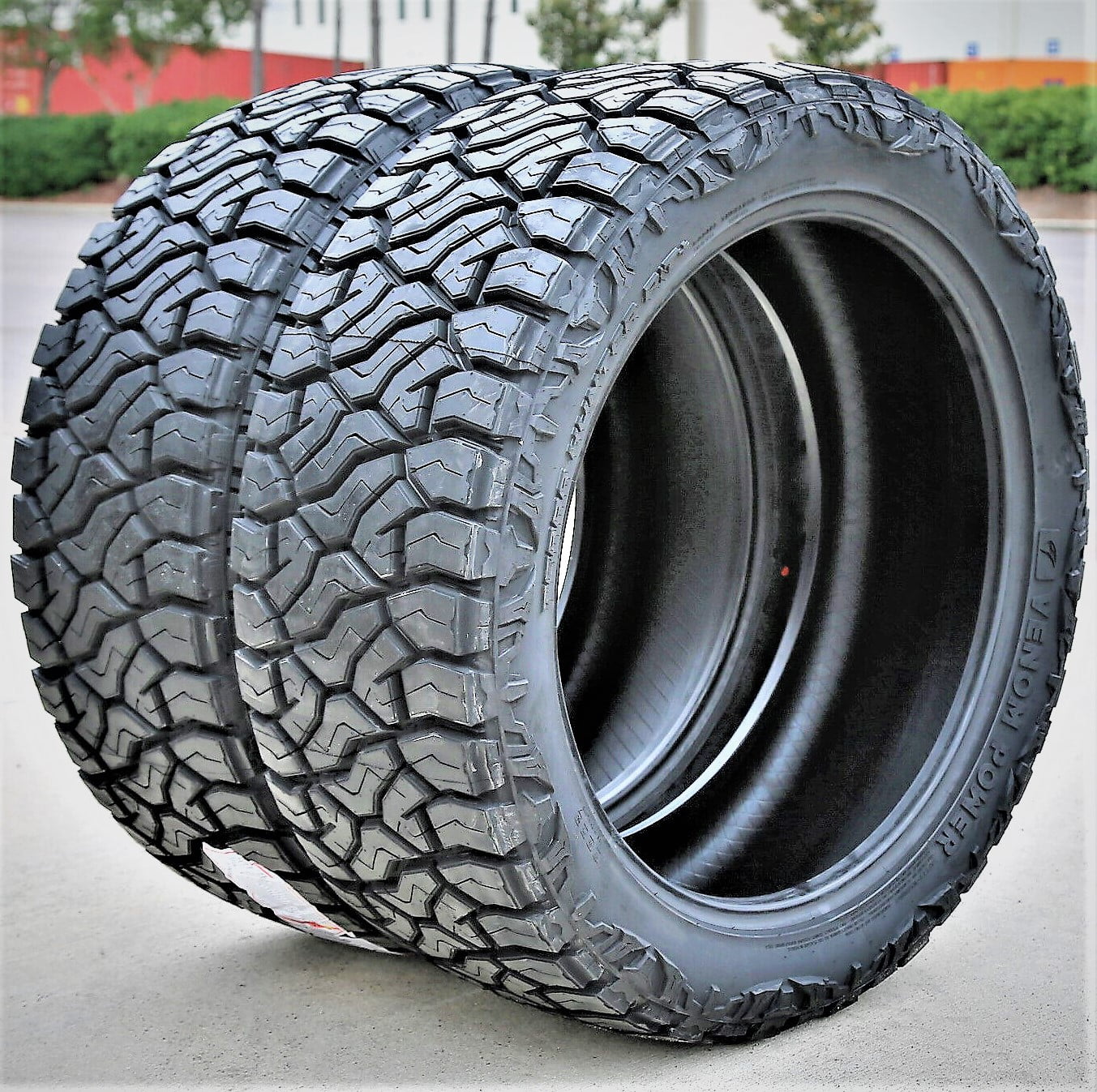 Tire Venom Power Terra Hunter R/T+ LT 33X13.50R24 Load E 10 Ply RT R/T