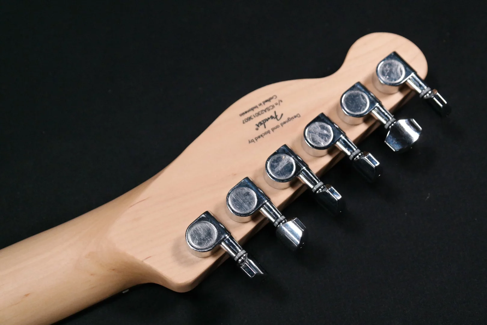 Squier Sonic Telecaster - Laurel Fingerboard - Black Pickguard - Torino Red - 607