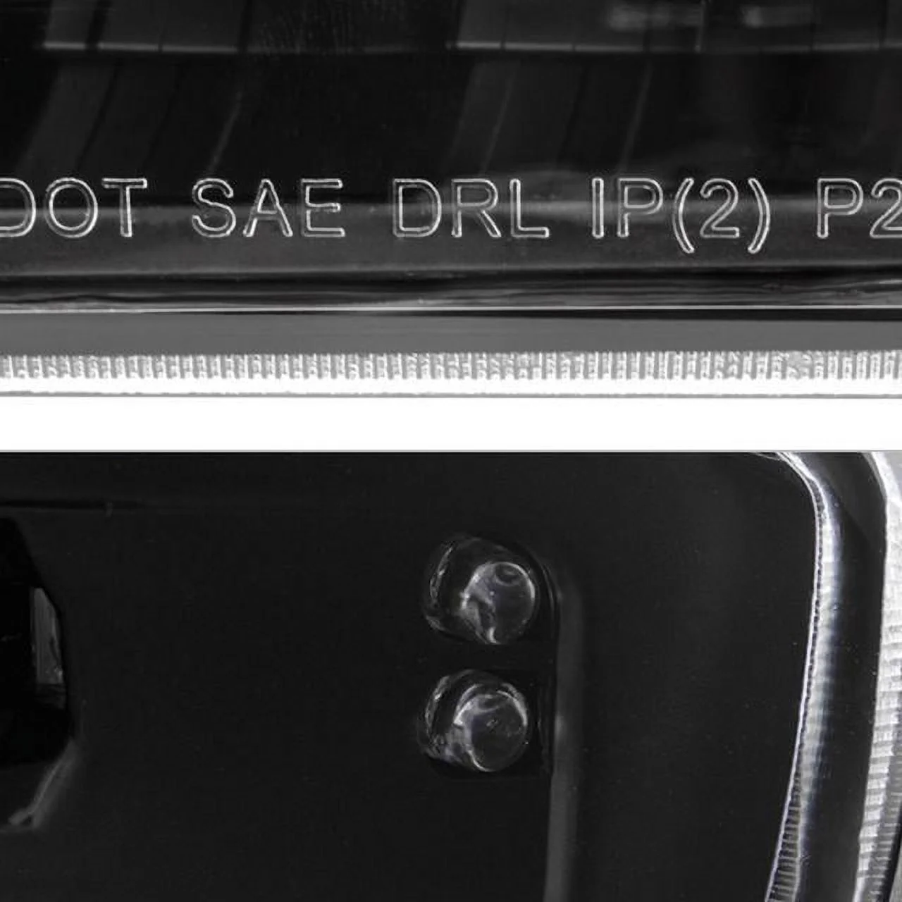 Spyder Auto GMC Sierra 99-06 ( Don‘t fit Denali Model ) / Yukon 00-06 ( Don‘t fit Denali Model ) Full LED Bumper Lights - Black 9029325