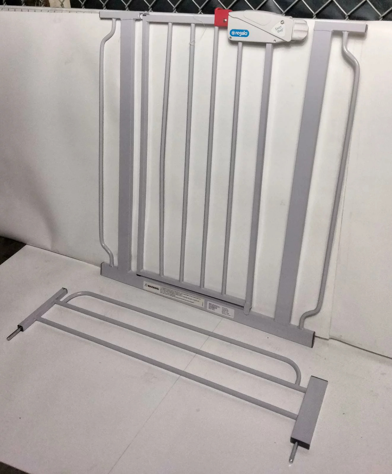 Regalo Easy Step Baby Gate 31