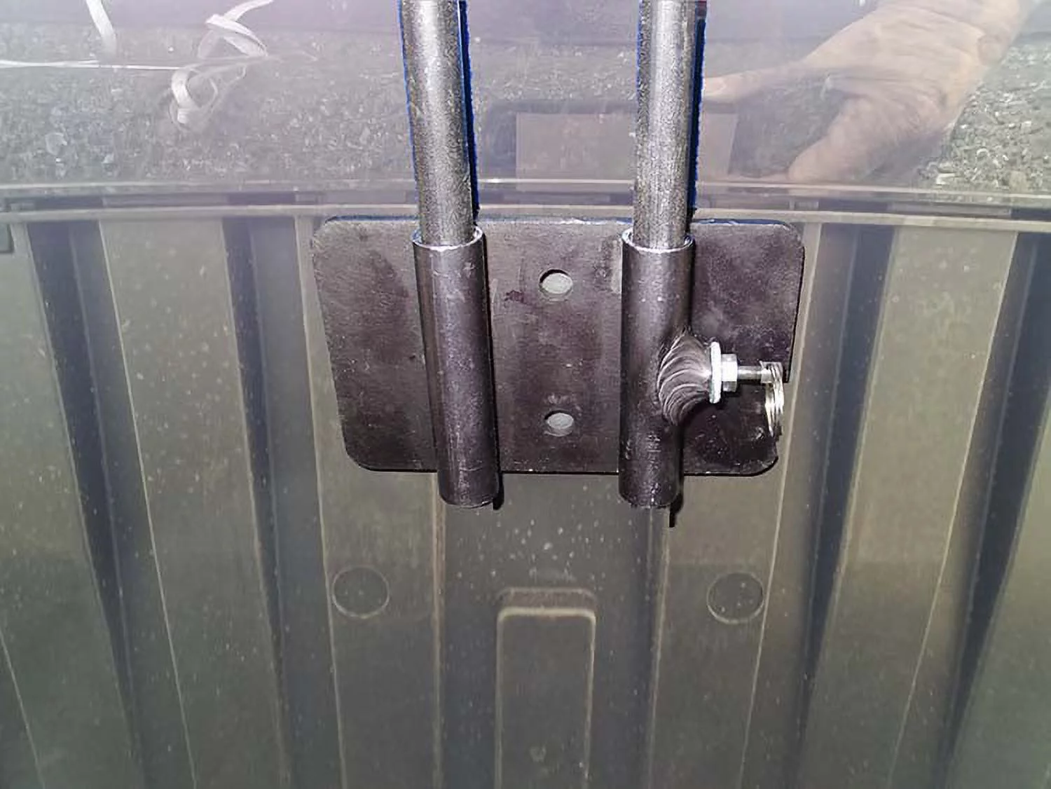 STO N SHO Front License Plate Bracket Compatible with 2017-2018 Audi A8/A8L/S8 (SNS127)