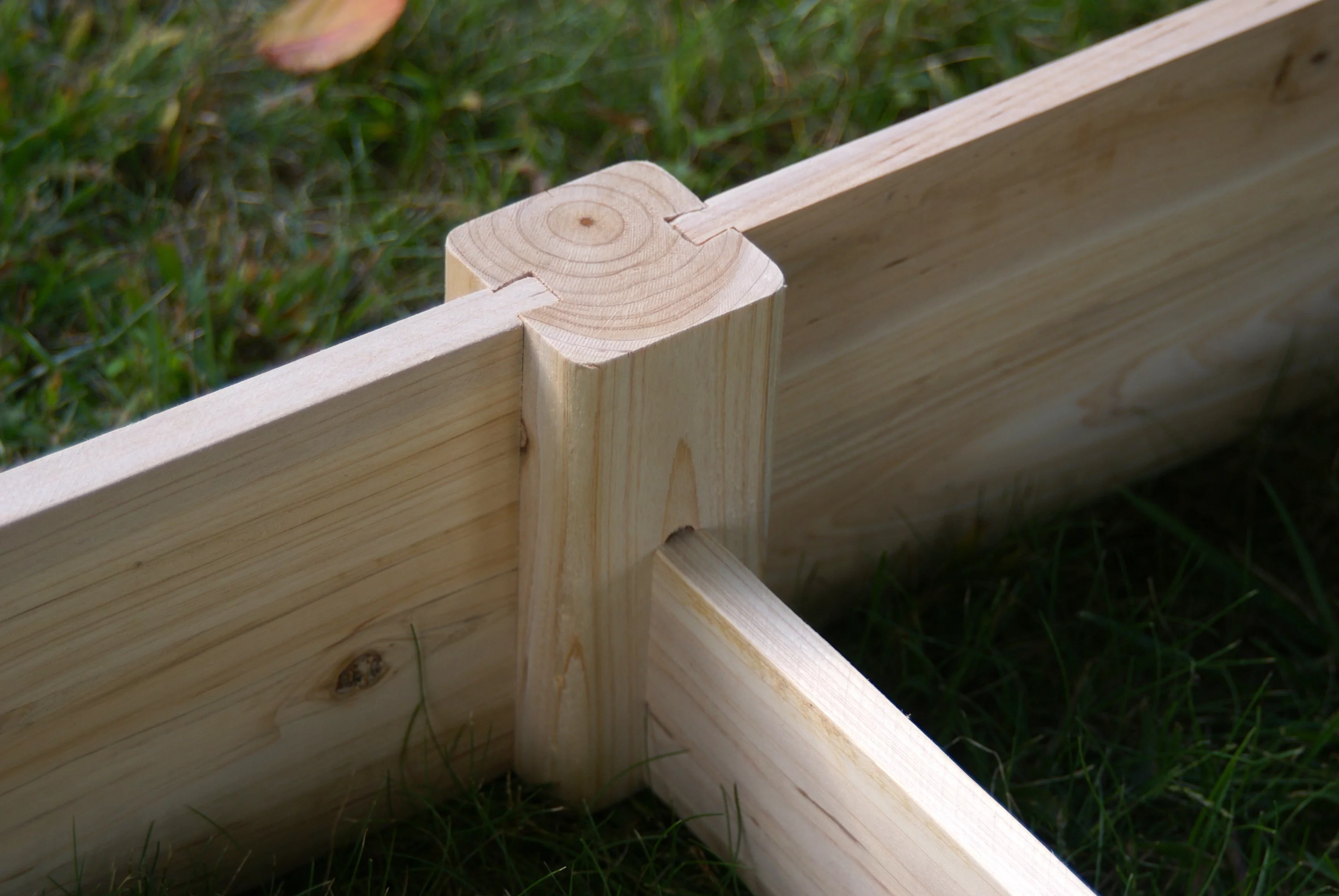 EDEN Quick Assembly Raised Garden Bed (4FT X 8FT X 5.5IN)