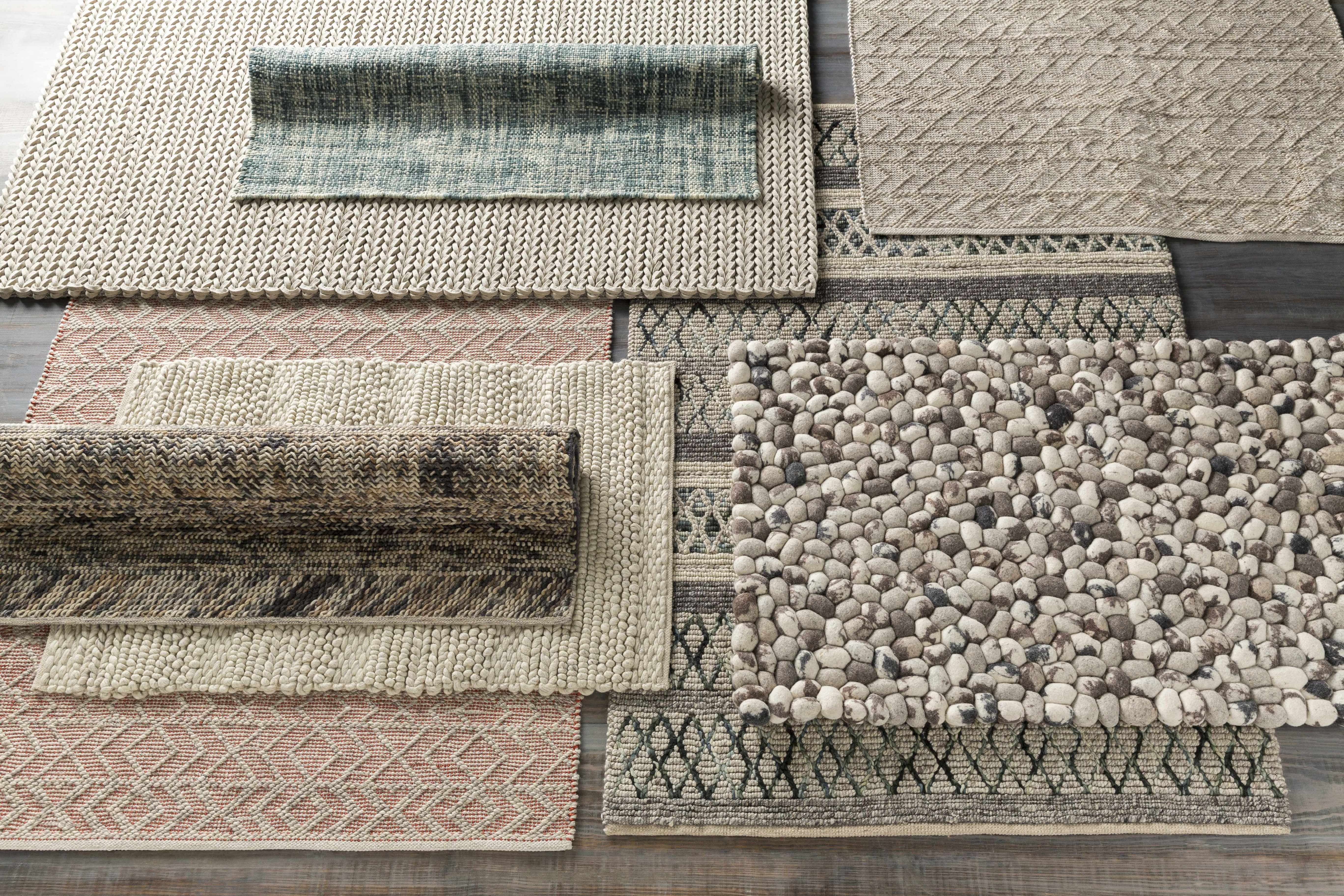 Pocahontas Traditional Persian 9' x 12' Area Rug