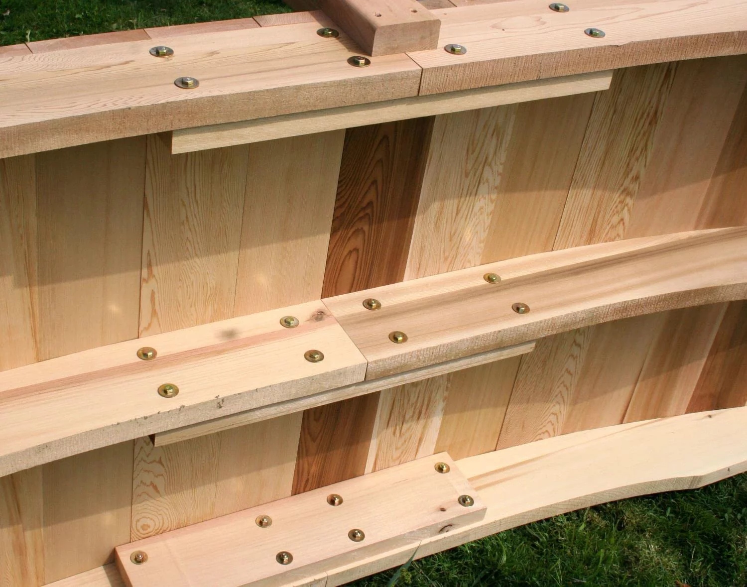 Creek Vine Designs WF1704CVD 4 ft. Cedar Pearl River Garden Bridge