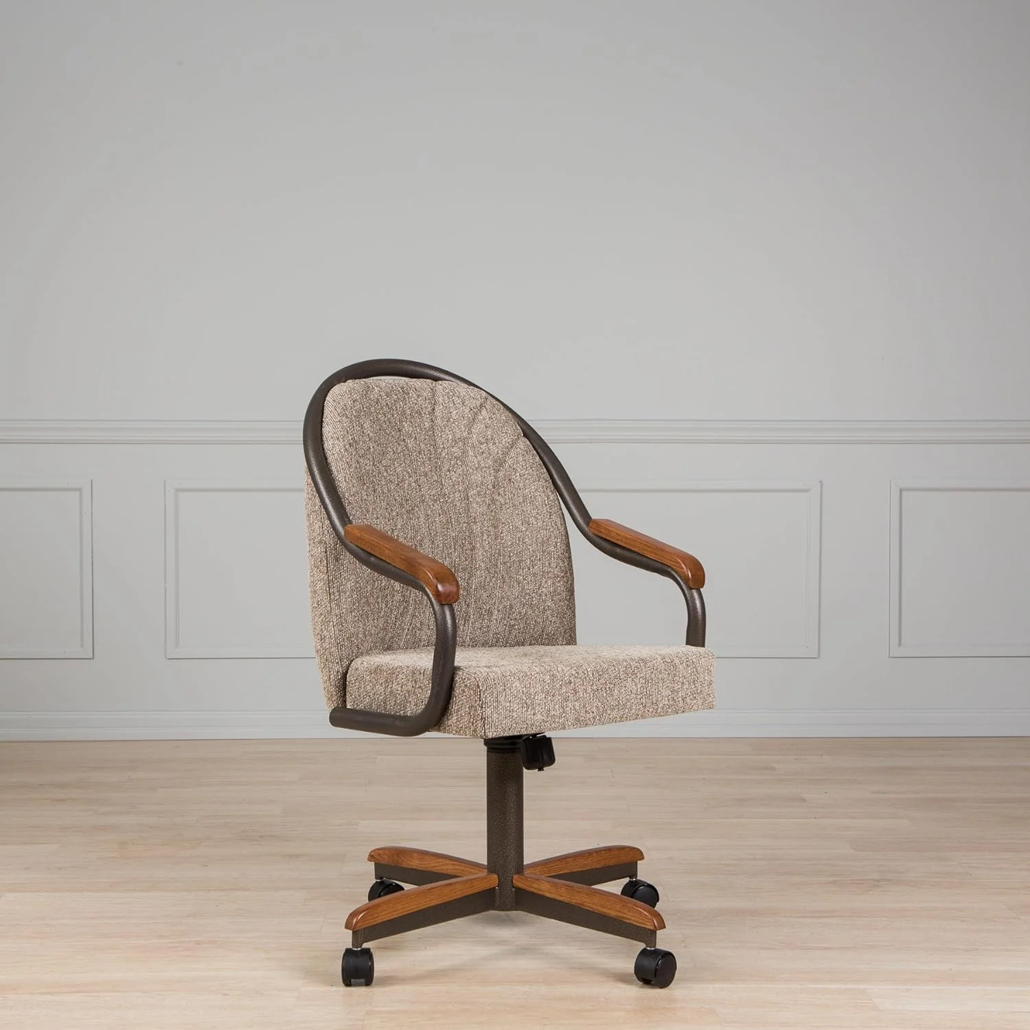 Casual Dining Cushion Swivel And Tilt Rolling Caster Chair