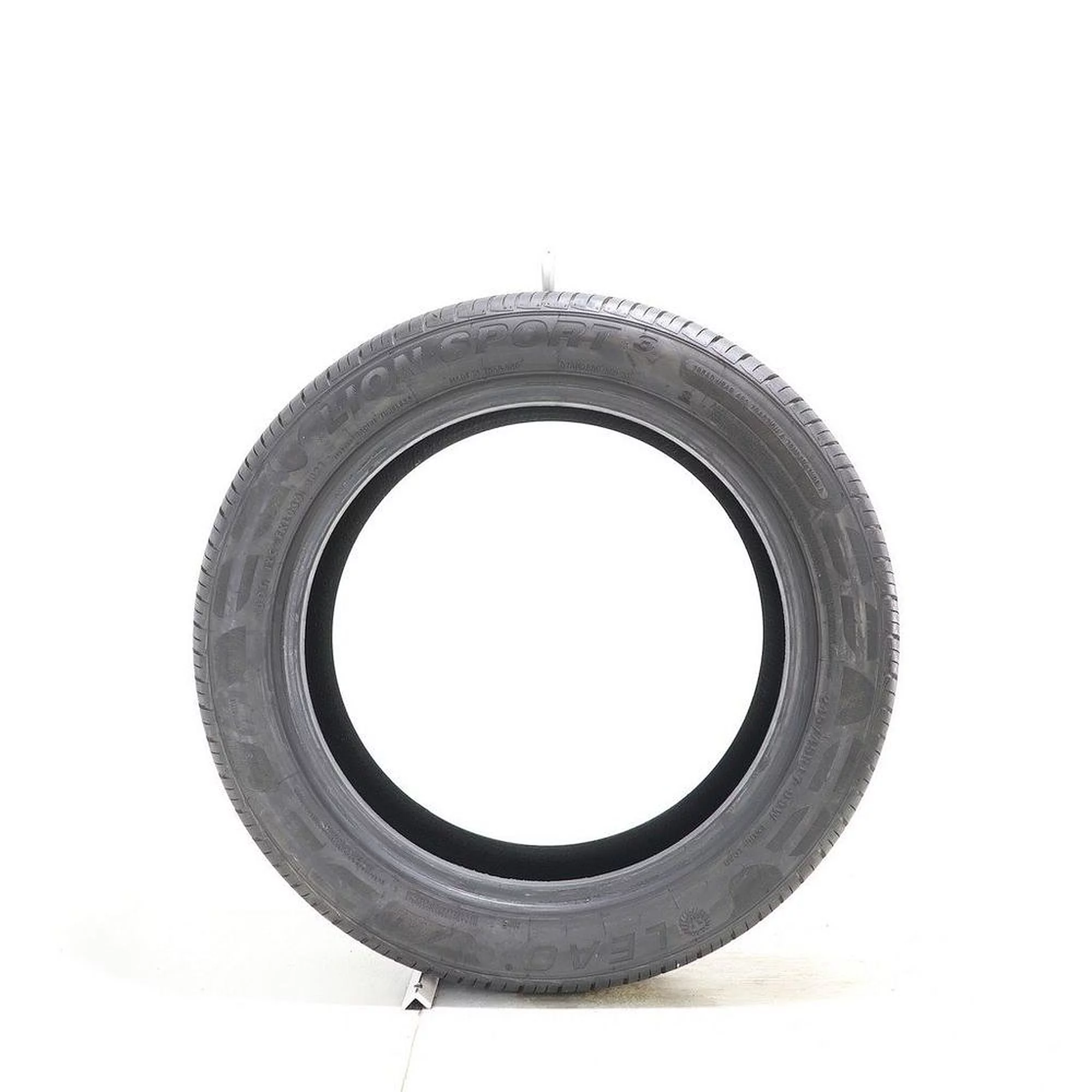 Leao Lion Sport 3 All Season P235/45R17 97W Passenger Tire