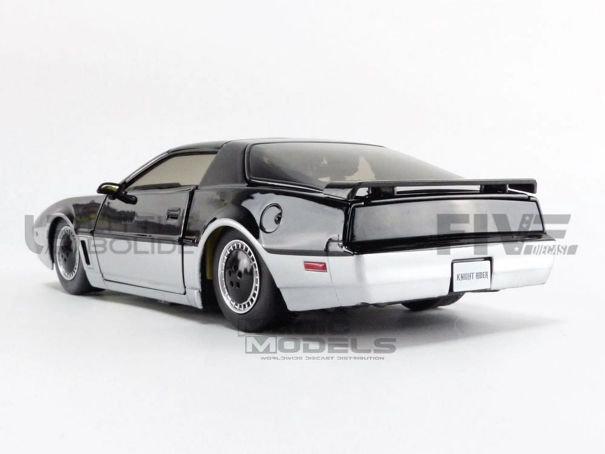 Jada Toys Hollywood Rides Knight Rider K A R 1982 Pontiac Firebird 1 24 Diecast Vehicle with Light Up Feature