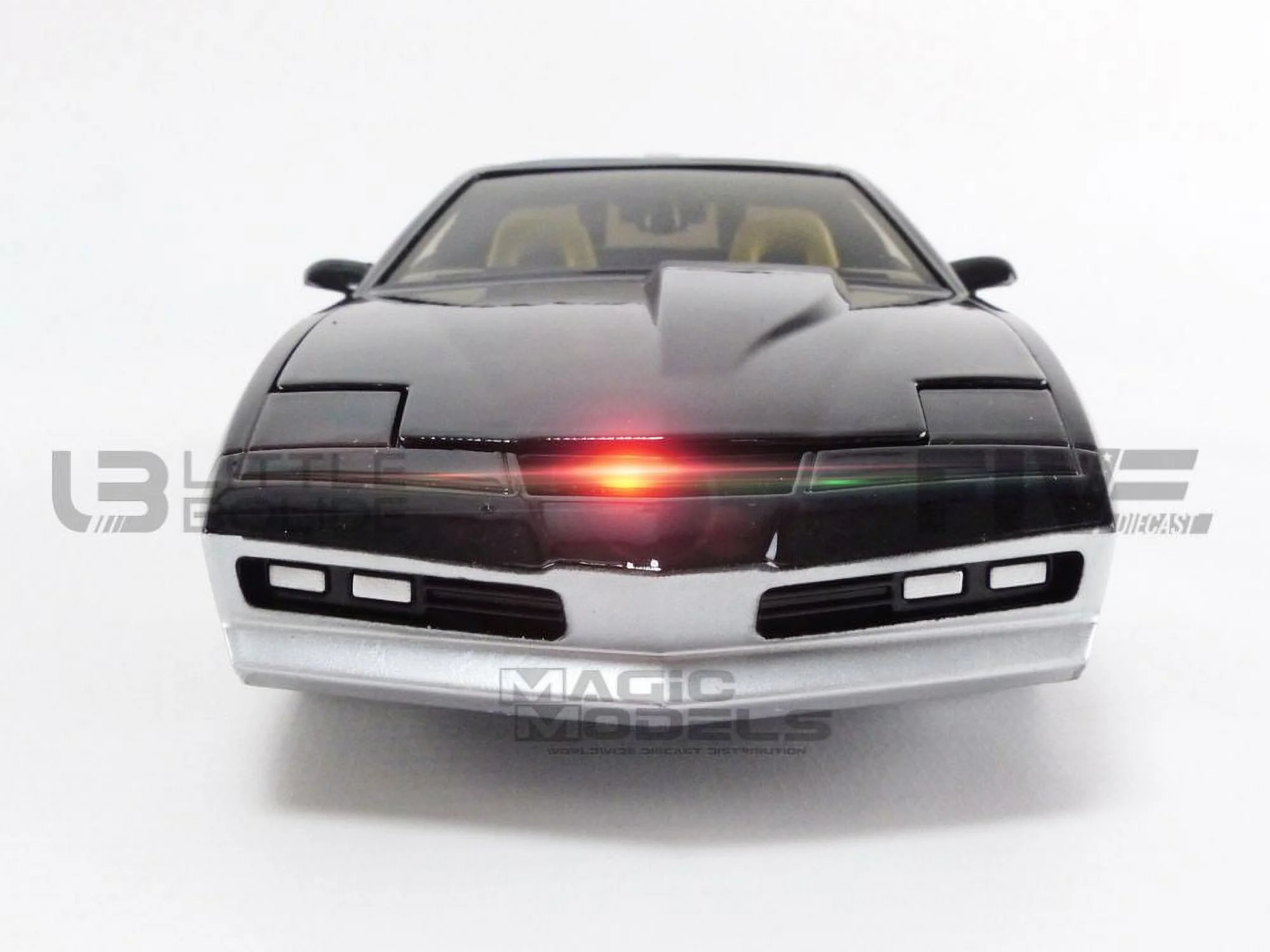 Jada Toys Hollywood Rides Knight Rider K A R 1982 Pontiac Firebird 1 24 Diecast Vehicle with Light Up Feature