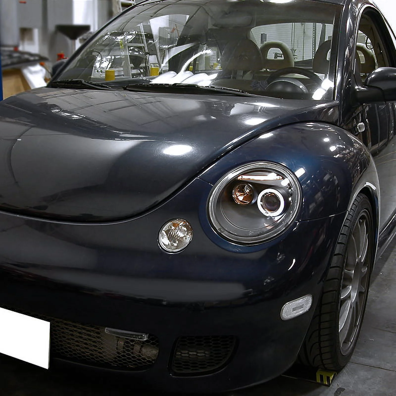 Spec-D Tuning Black Dual Halo Projector Headlight + 8-LED Bumper Fog Lamp Compatible with Volkswagen Beetle Left + Right Pair Headlamps Assembly