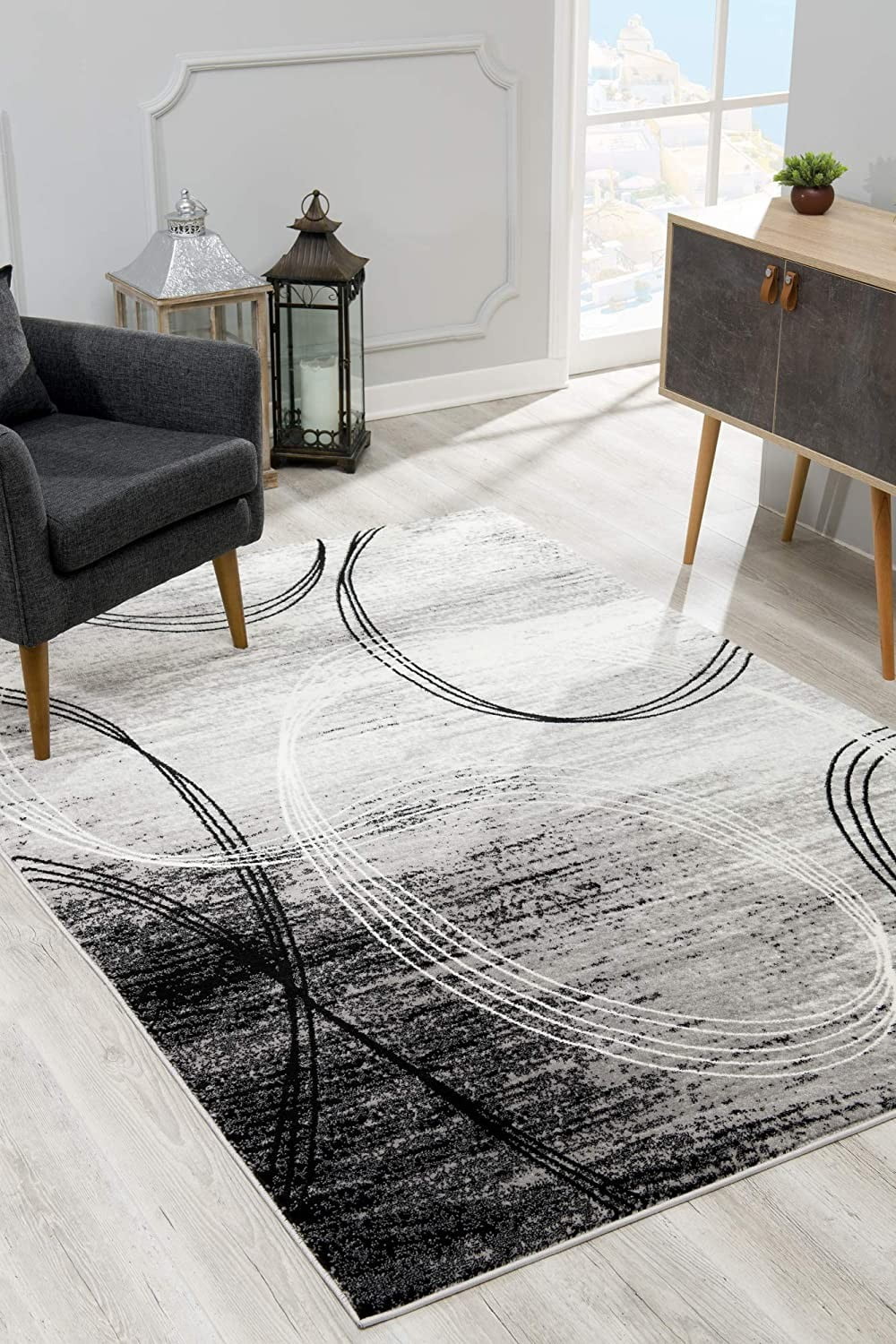 HomeRoots 393864 4 x 6 ft. Gray Distressed Swirls Area Rug