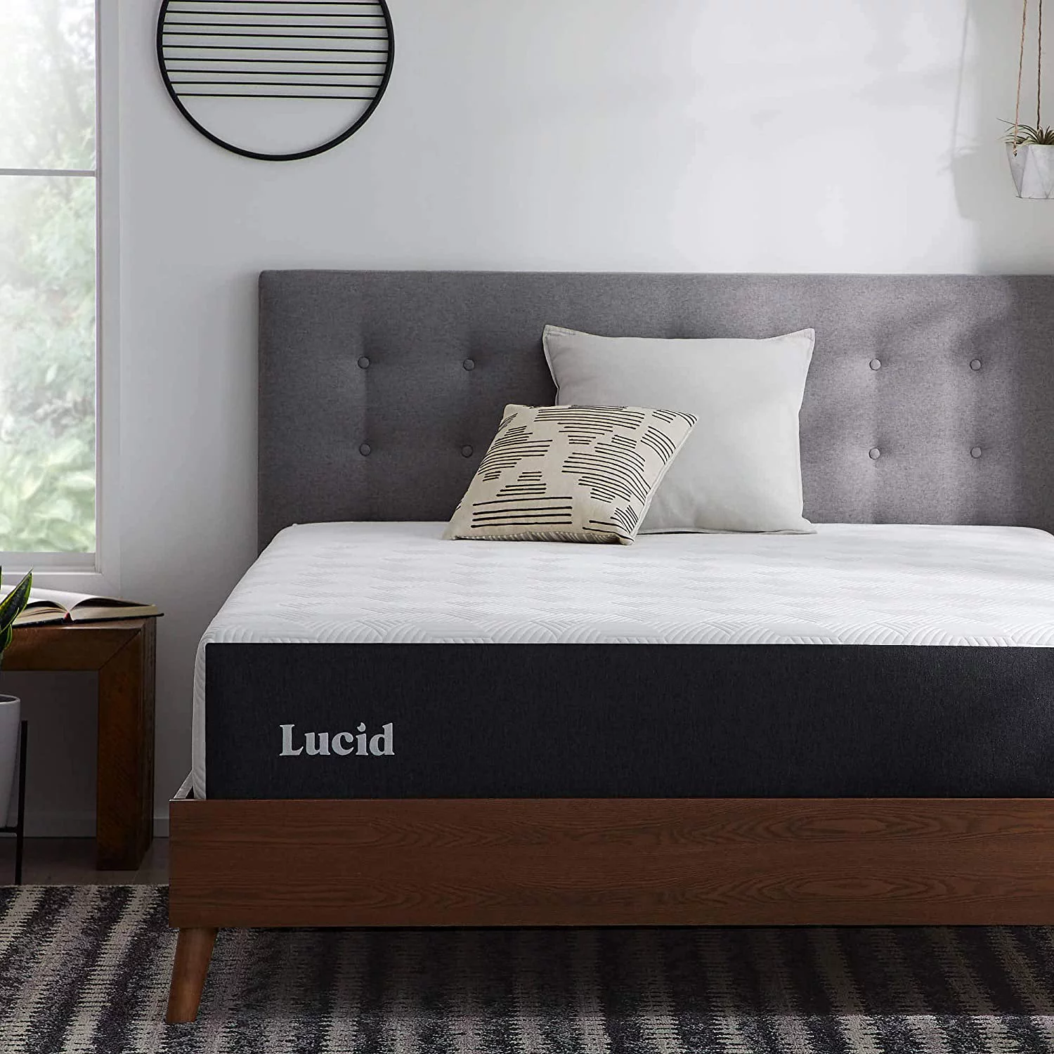 Lucid 12 Inch Queen Mattress Medium Memory Foam Mattress Bamboo Charcoal Foam Gel Infused Hypoallergenic Bed-in-A-Box- CertiPUR-US Certified,White Black/White Queen Medium Firmness Mattress