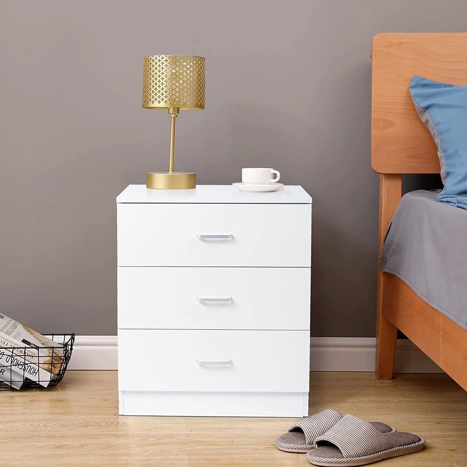 HYHBIBOOM Modern Simple 3-Drawer Dresser Chest - Elegant White Design for Family Room  Bedroom  and Living Room