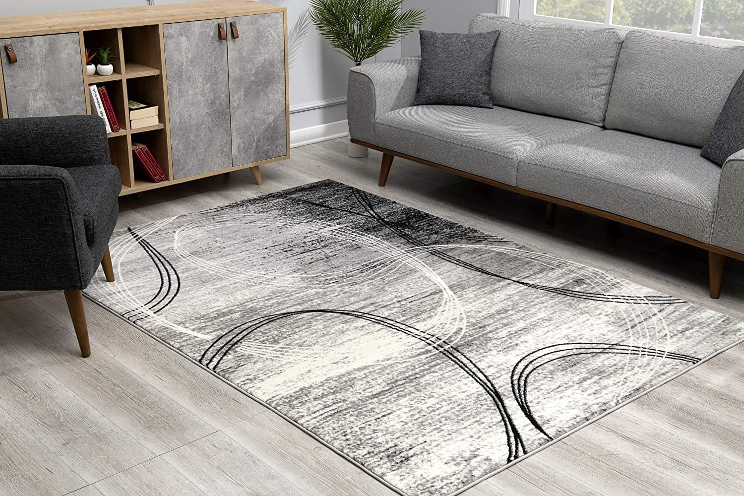 HomeRoots 393864 4 x 6 ft. Gray Distressed Swirls Area Rug