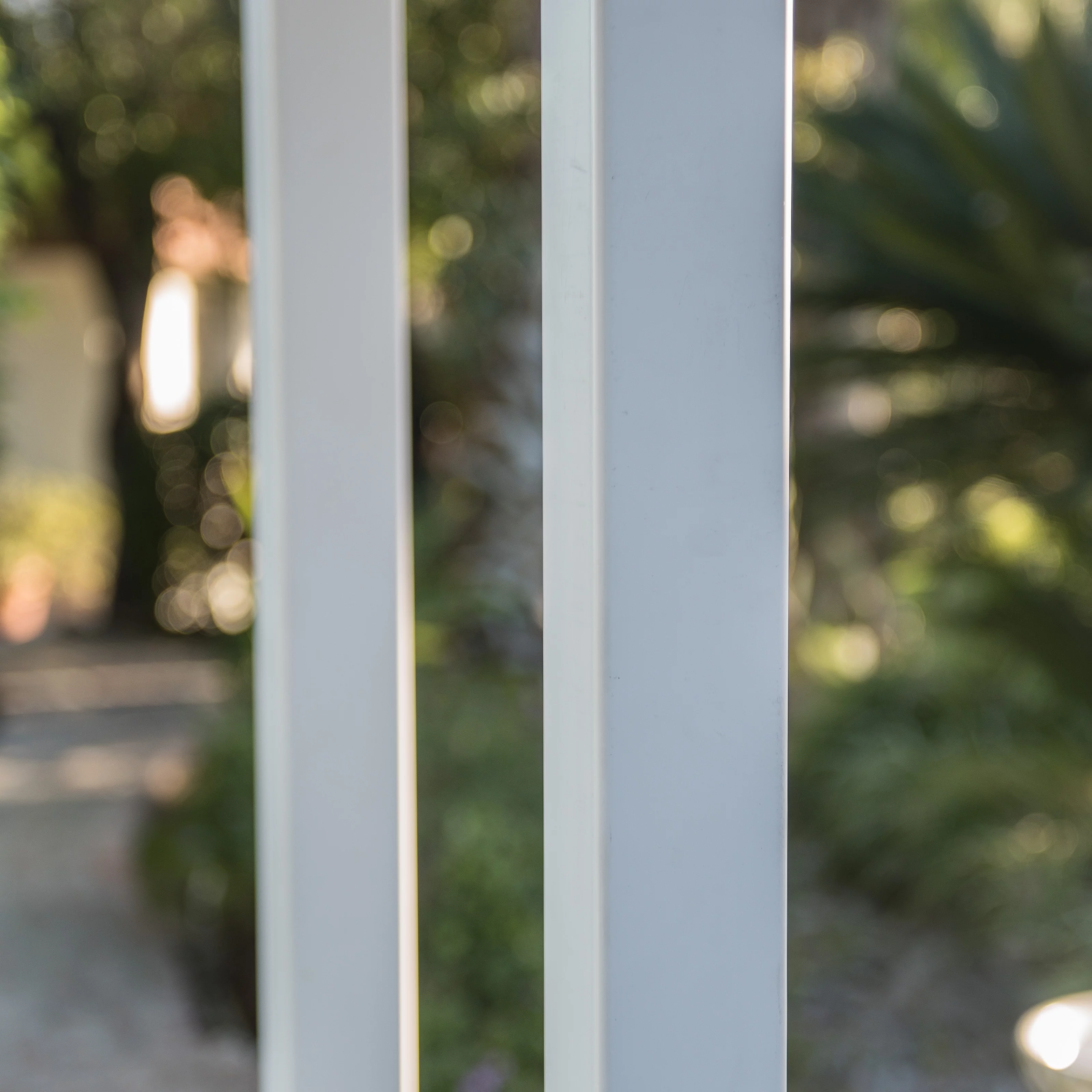 Vita 54 in x 26 in x 82 in White Vinyl Craftsman Arbor, VA68107