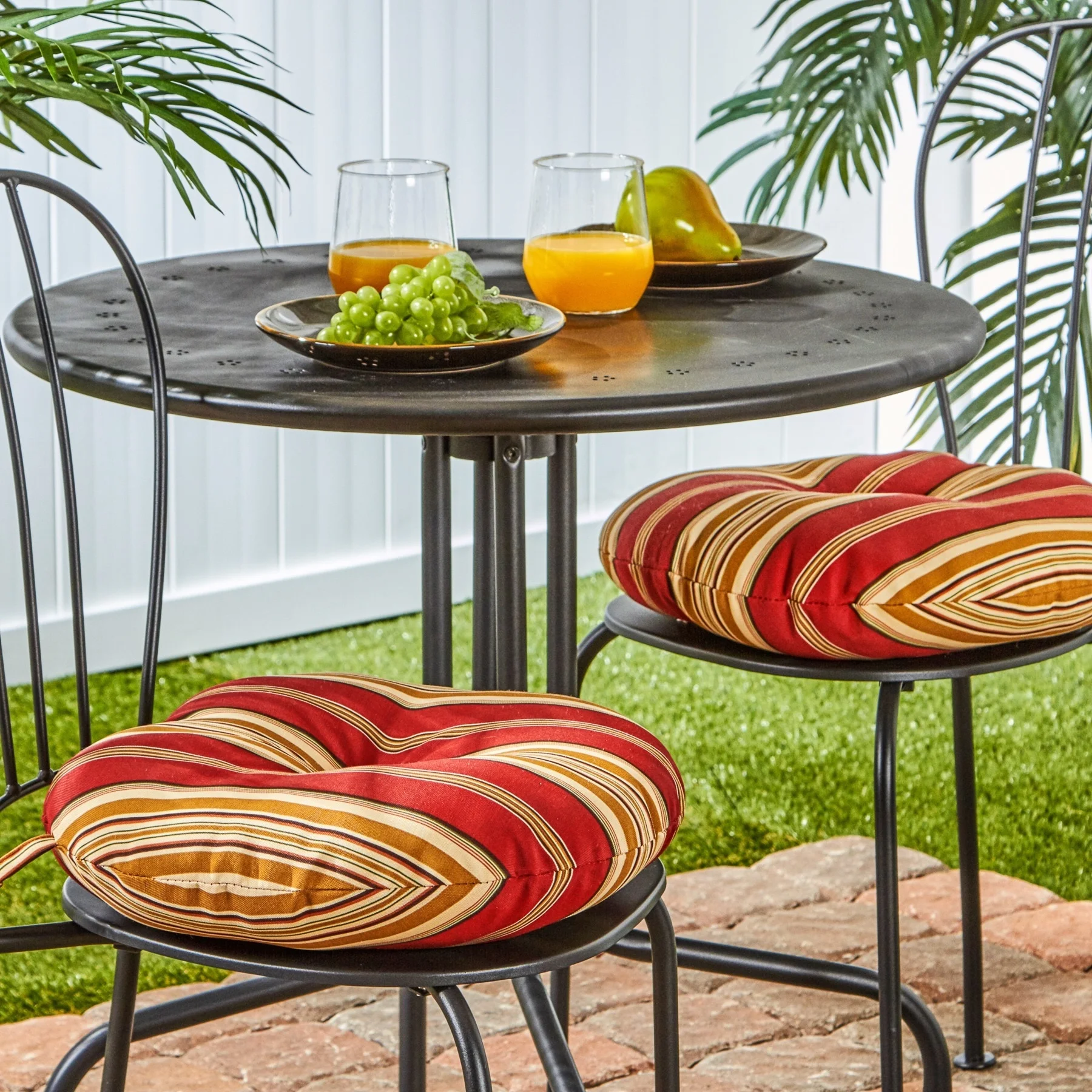 Greendale Home Fashions Outdoor 15-inch Roma Stripe Bistro Chair Cushions (Set of 2)