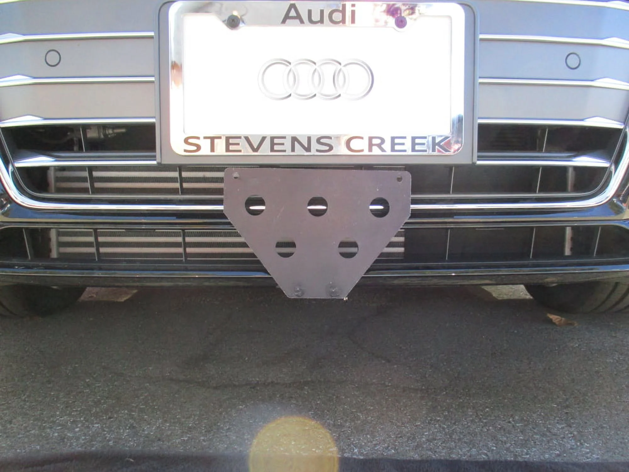 STO N SHO Front License Plate Bracket Compatible with 2017-2019 Audi A4/A4 S-Line/S4 (SNS134)