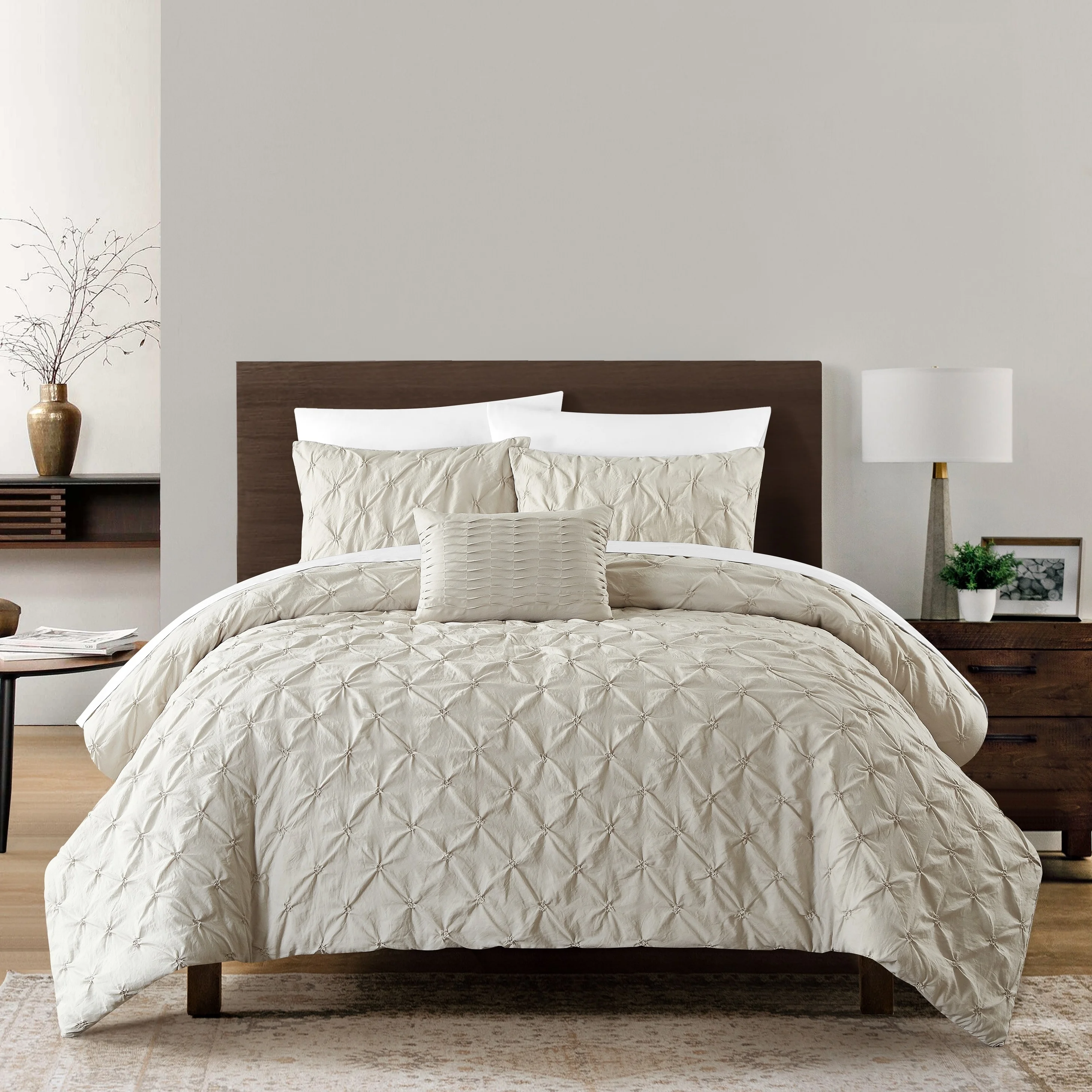 Bradley 4 Piece Comforter Set Diamond Pinch Pleat