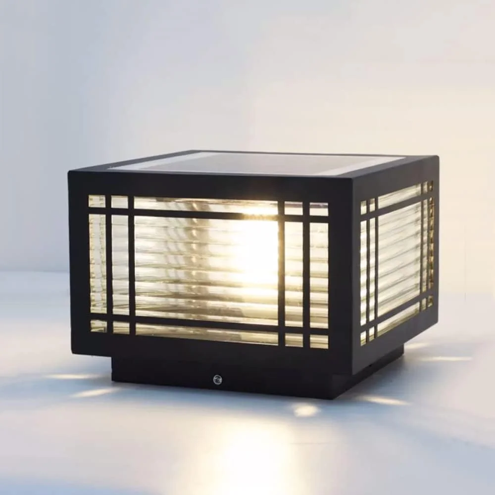 MINGFENG Solar Post Light Fixture Exterior Pillar Light with LED Solar Power Column Caps Lamps Aluminum Waterproof Glass Fence Post Caps Lights Black Square Outside House Yard Lawn Deck Post Lanterns