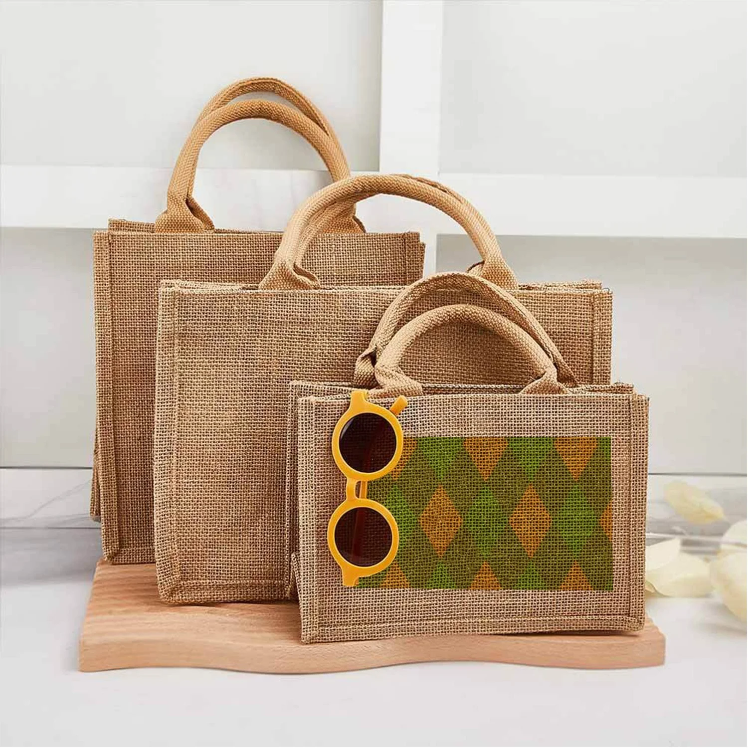 Highcool Jute Tote Bags Argyle Pattern Seamless Small Burlap Gift Bags with Handles Wedding Welcome Gift Bags Bridesmaid Gifts Party Gift Reusable Swag bags 1PC