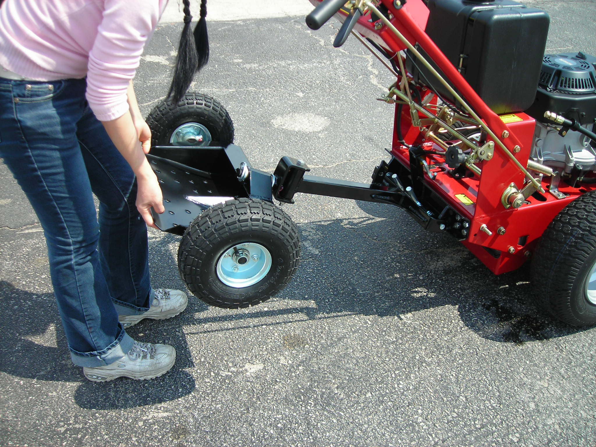 Bradley Mowers TS2006N Two Wheel Sulky - Lift & Latch