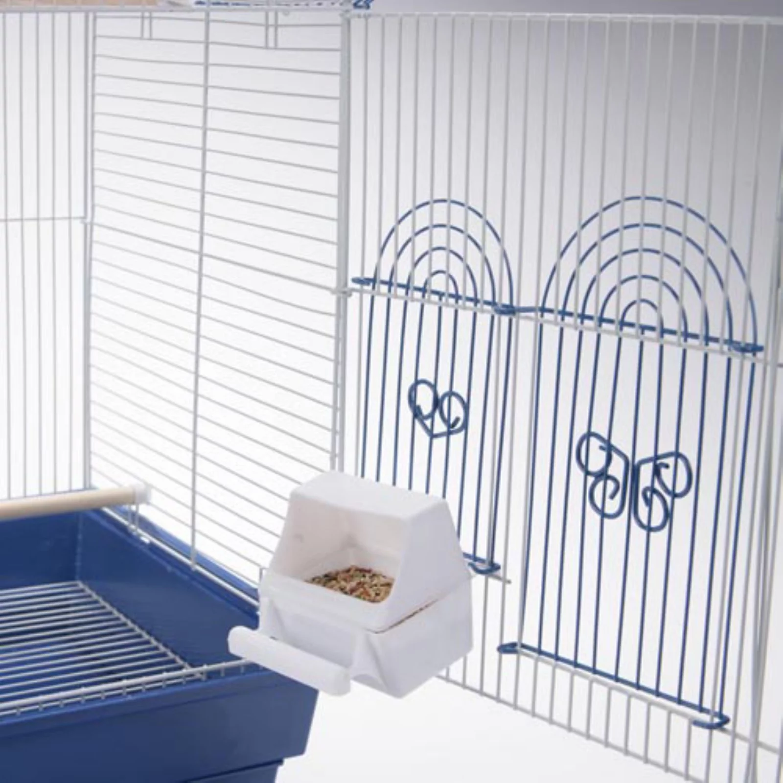 Prevue SP1620-2 0.5 in. Casbah Parakeet Bird Cage, Blue