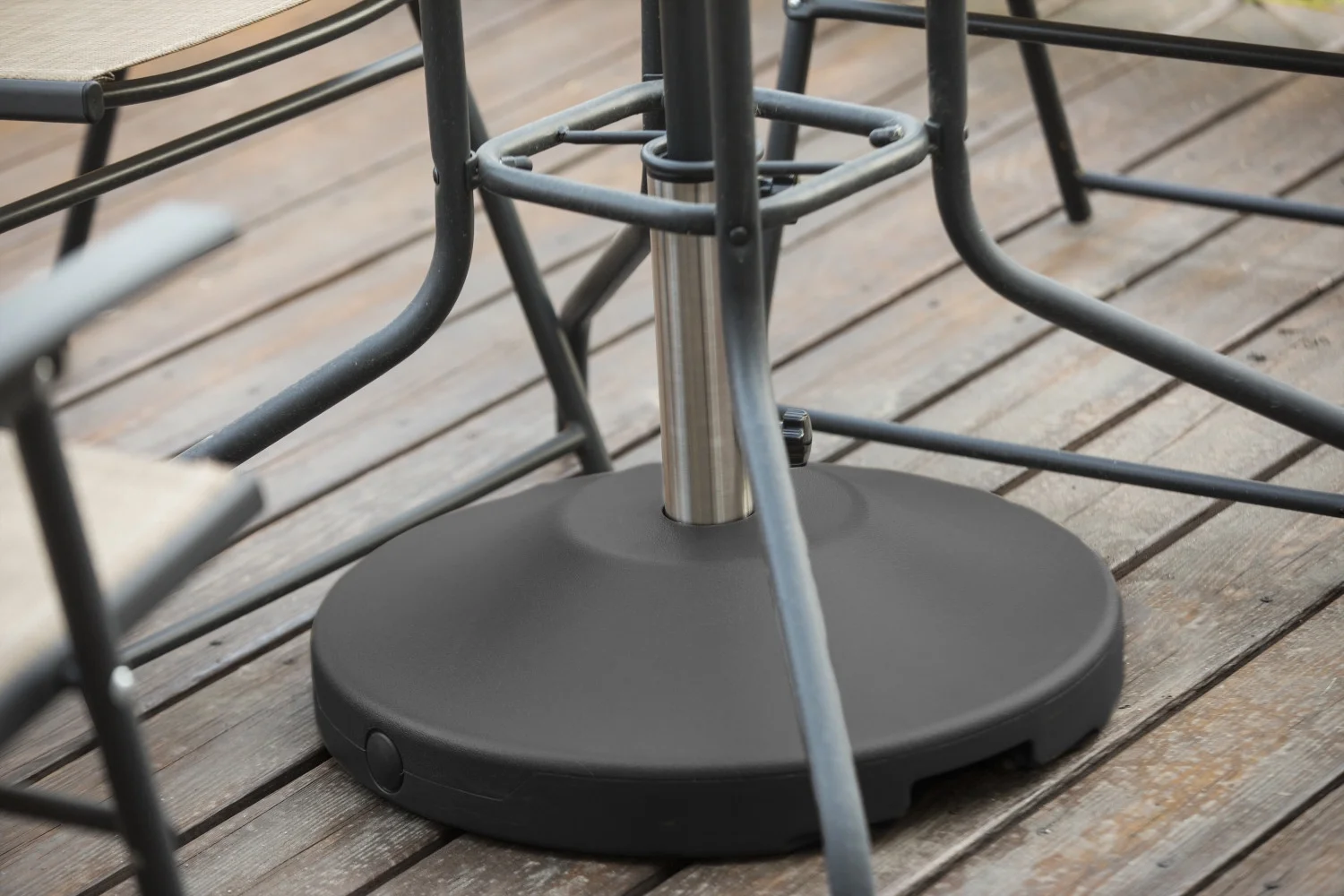 US Weight Fillable Free Standing Umbrella Base - Black