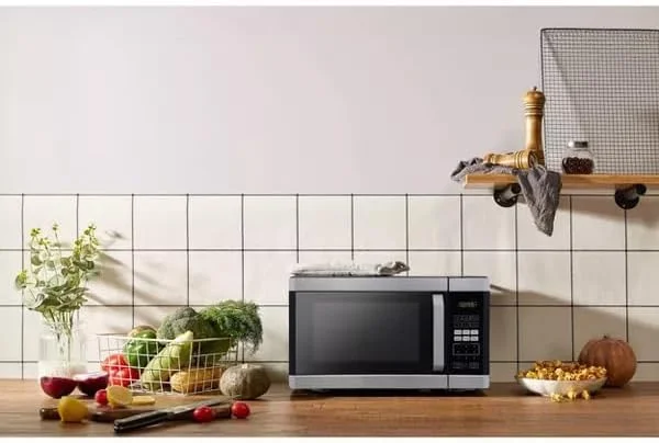 YLZ 0.9 cu ft 900W Microwave Oven - Stainless Steel