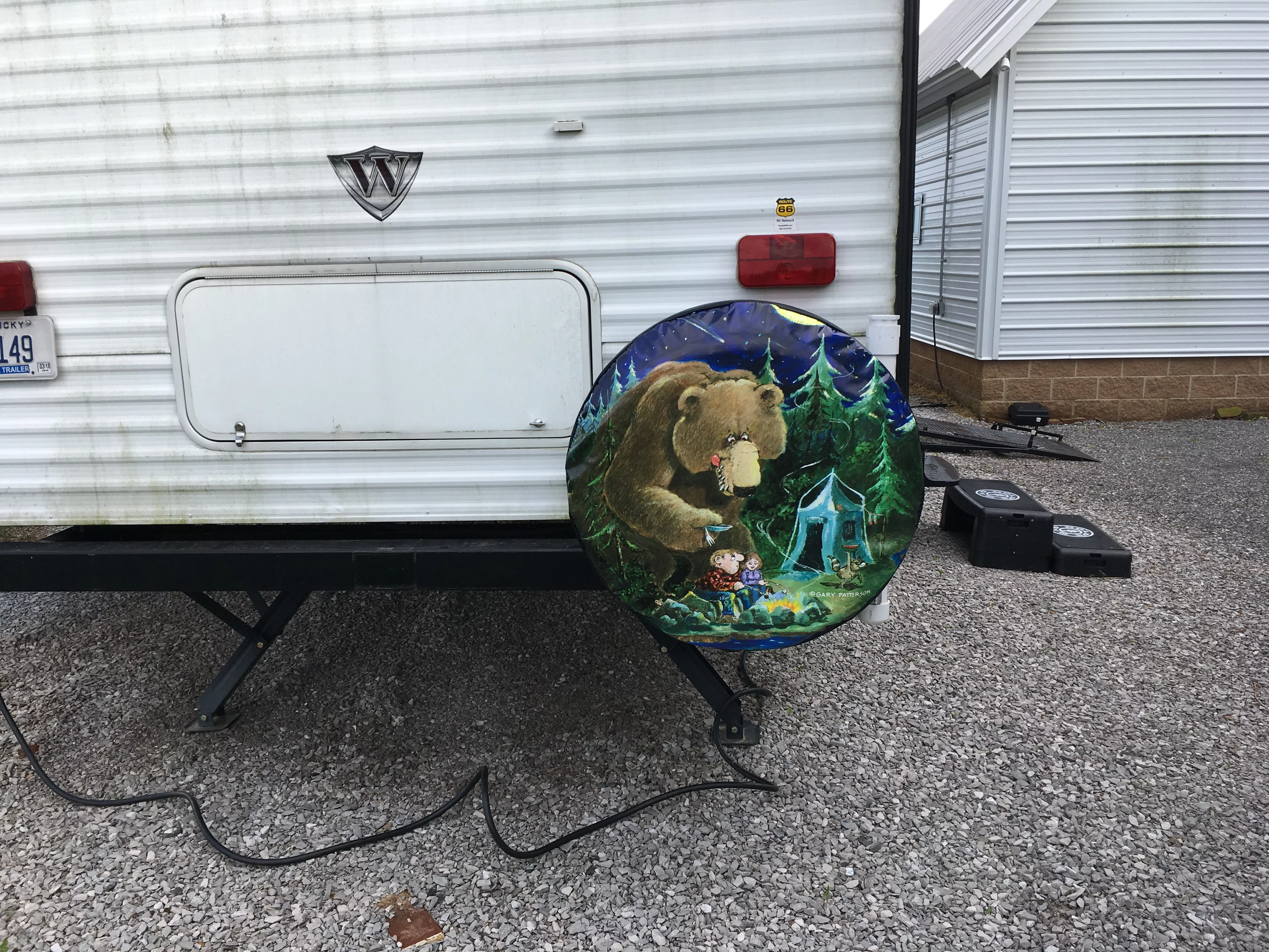 Tire Cover Central Camper Bear Black Vinyl Spare Tire Cover 255/70r18 Center Camera Opening